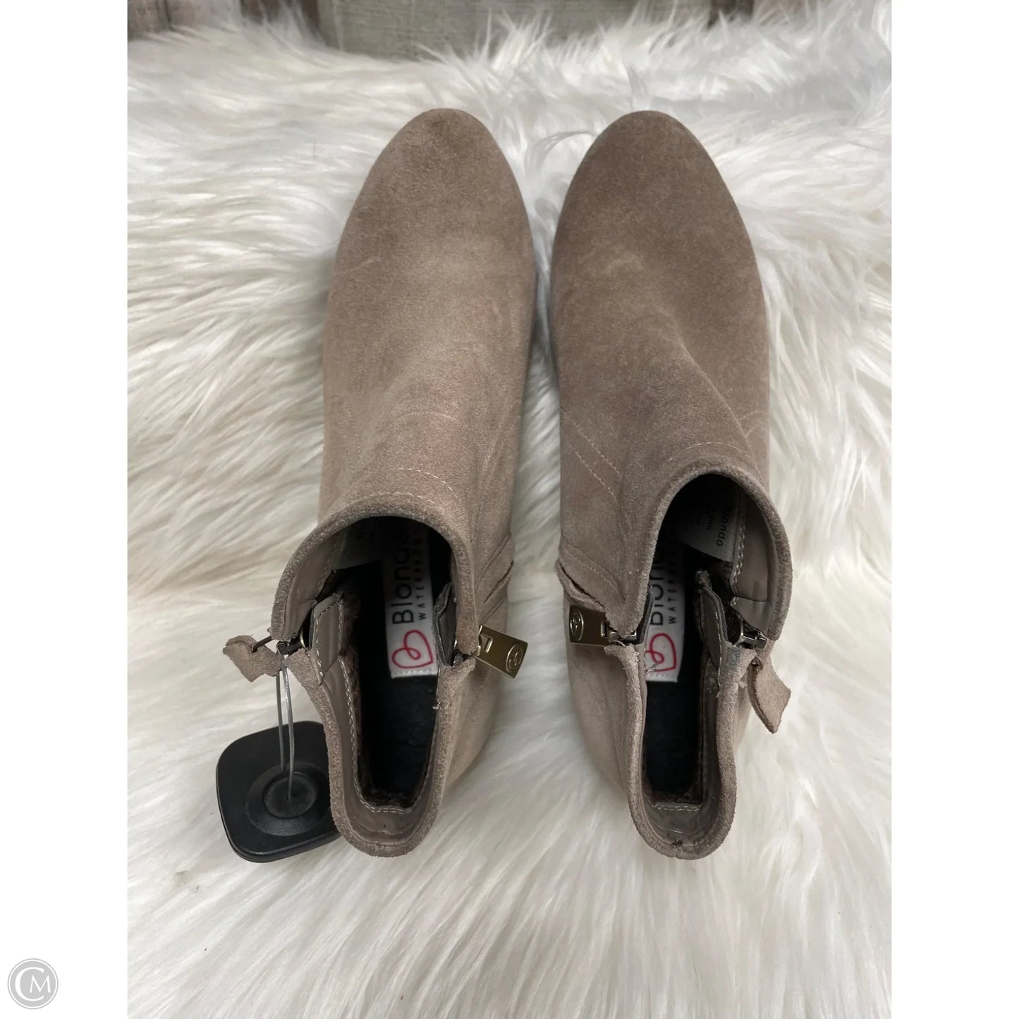 Boots Ankle Flats By Blondo In Tan, Size: 6