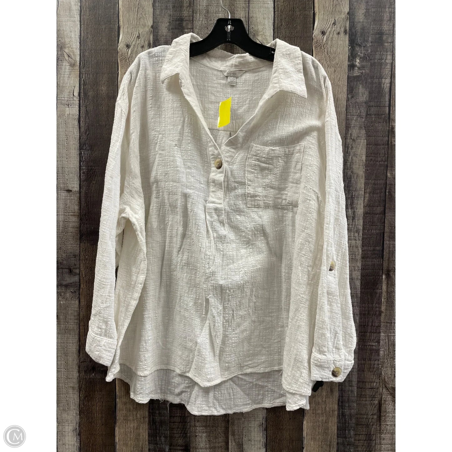 Top Long Sleeve By Cato In White, Size: 3x