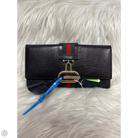 Wallet Luxury Designer By Gucci, Size: Medium