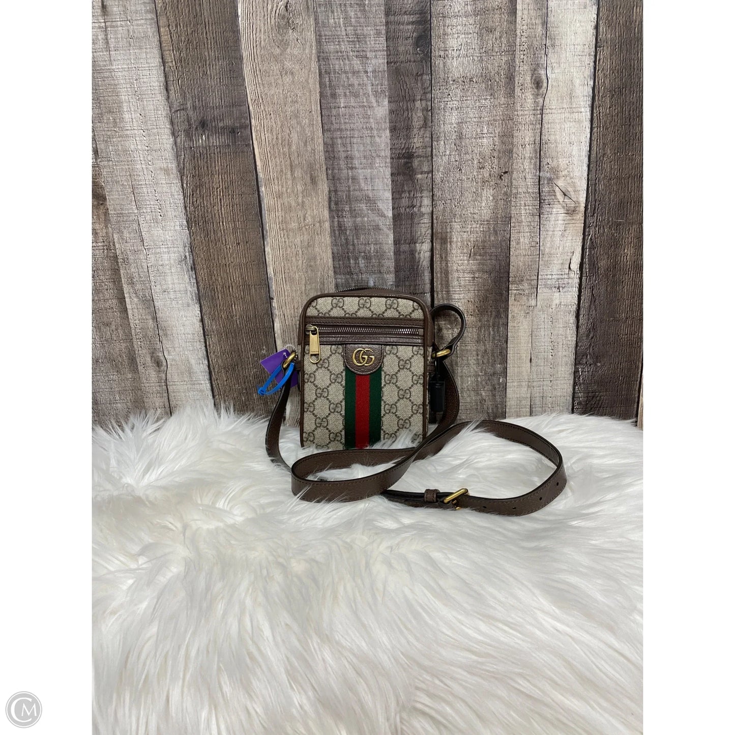 Crossbody Luxury Designer By Gucci, Size: Small