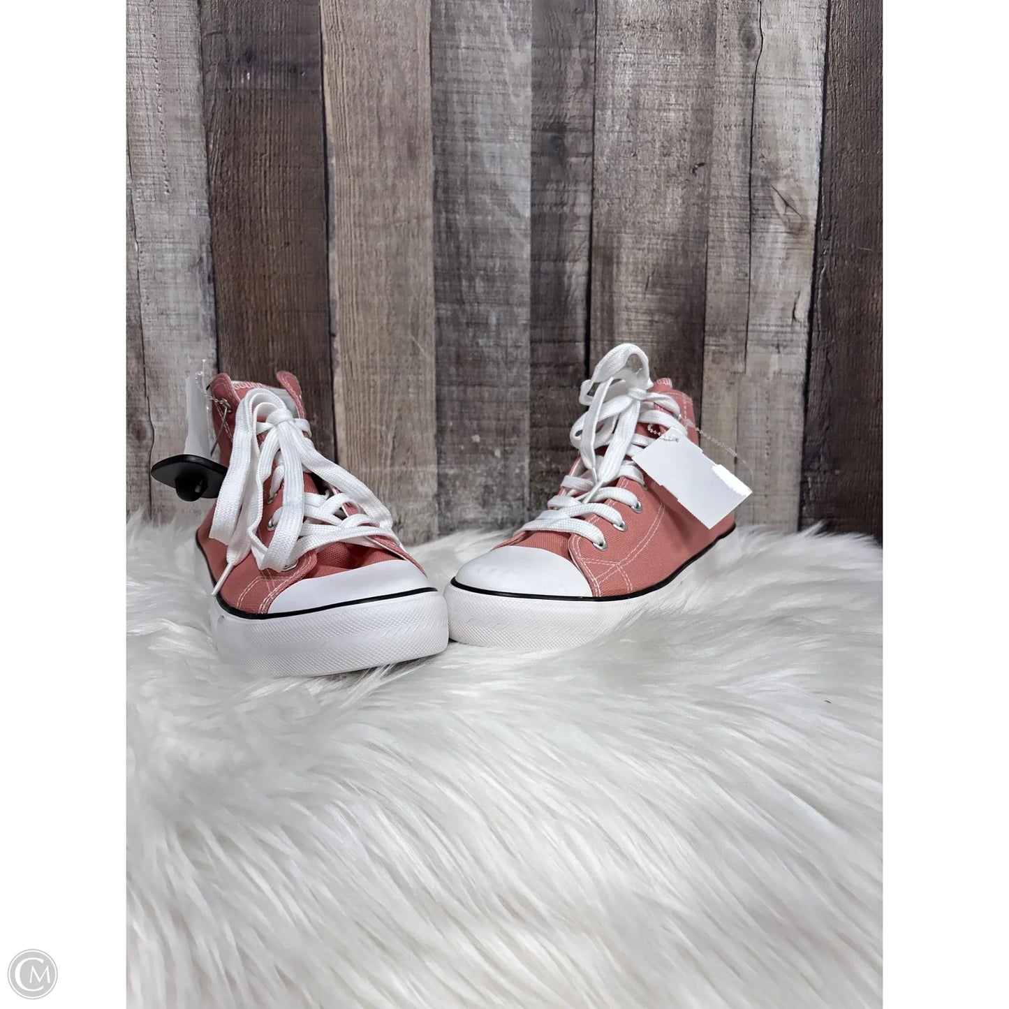 Shoes Sneakers By Cmf In Pink, Size: 9
