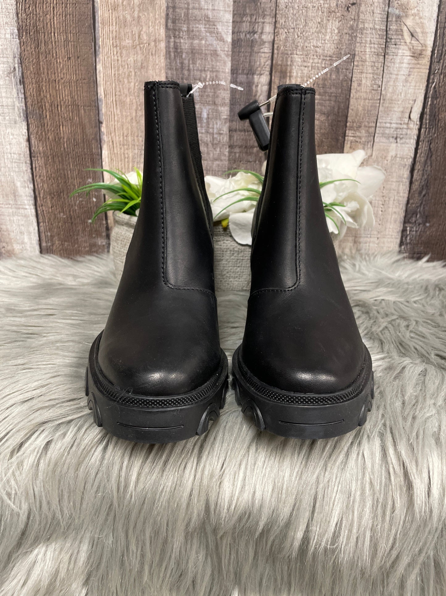 Boots Ankle Heels By Sorel In Black, Size: 7