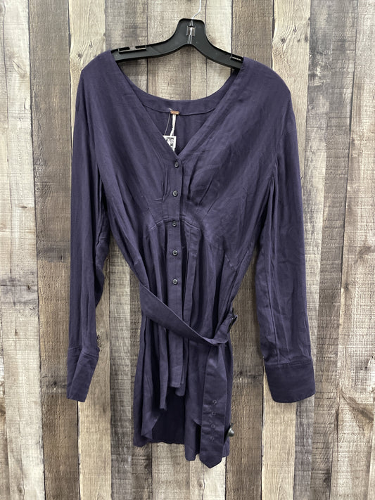 Dress Casual Short By Free People  Size: M