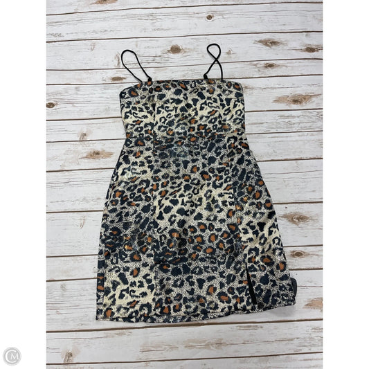 Dress Casual Short By Urban Outfitters In Animal Print, Size: S
