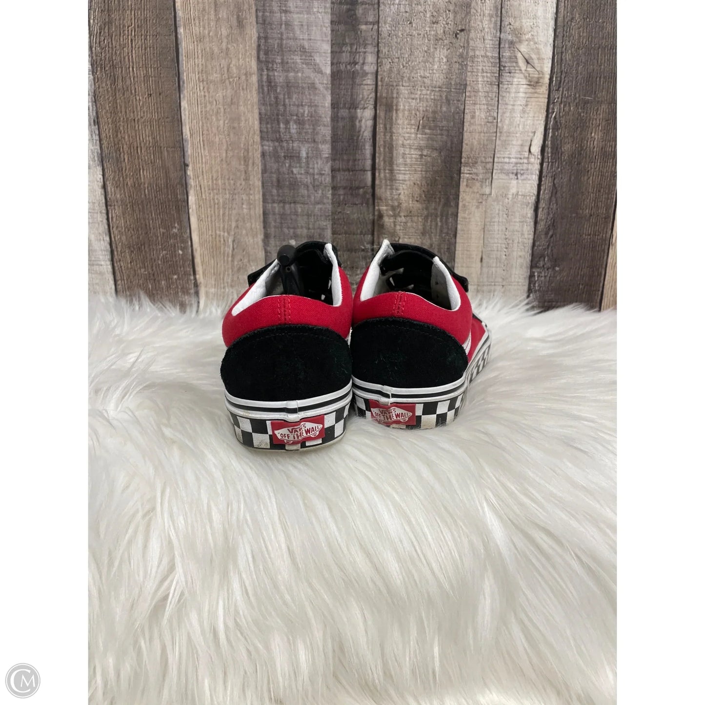 Shoes Sneakers By Vans In Black & Red, Size: 8.5