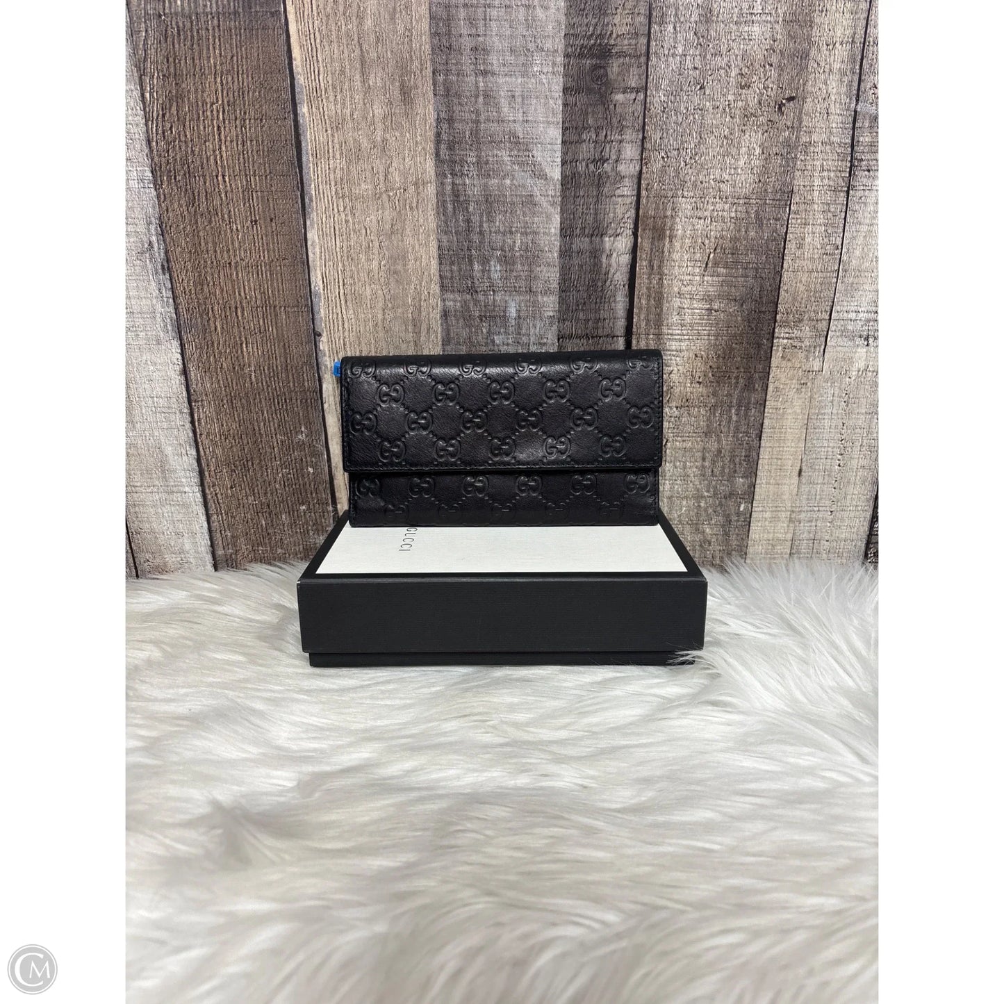 Wallet Luxury Designer By Gucci, Size: Medium