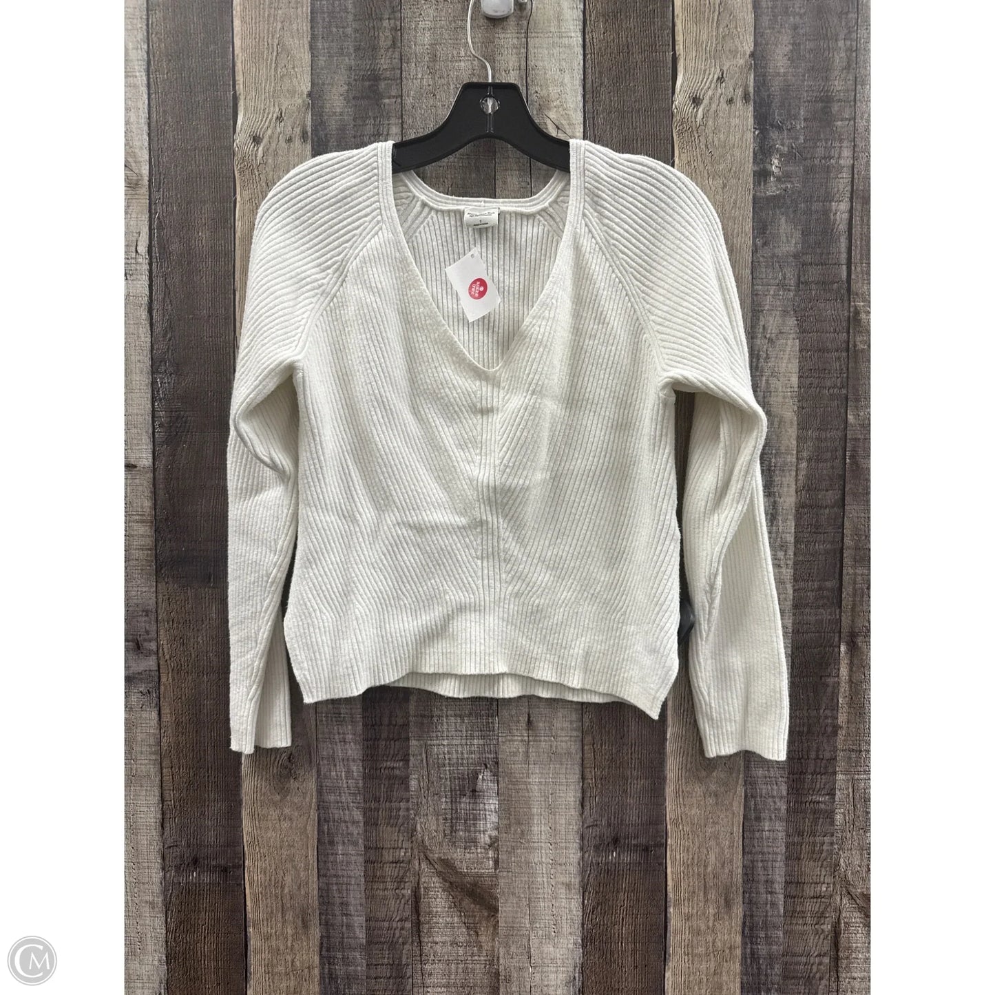 Top Long Sleeve By Abercrombie And Fitch In White, Size: S