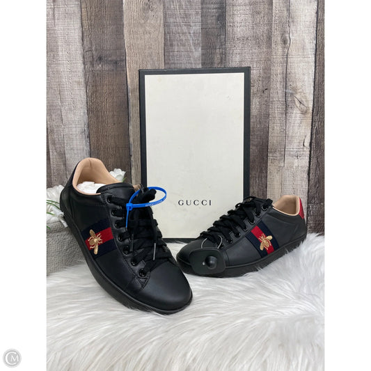 Shoes Luxury Designer By Gucci In Black, Size: 6