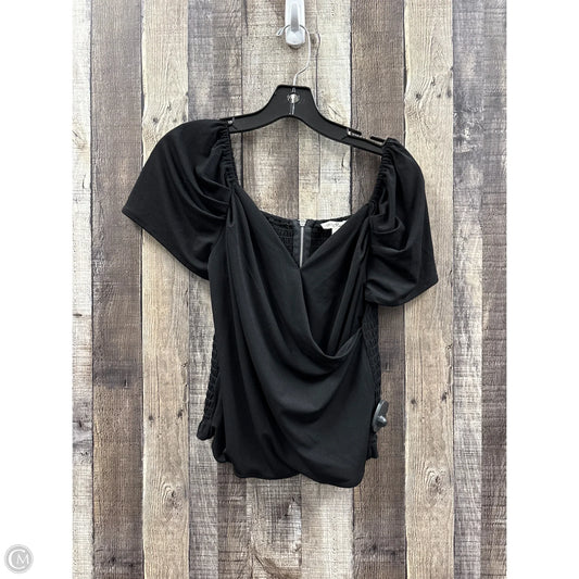 Top Short Sleeve By Express In Black, Size: M