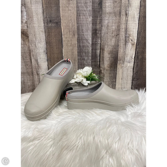Shoes Heels Platform By Hunter In Silver, Size: 11