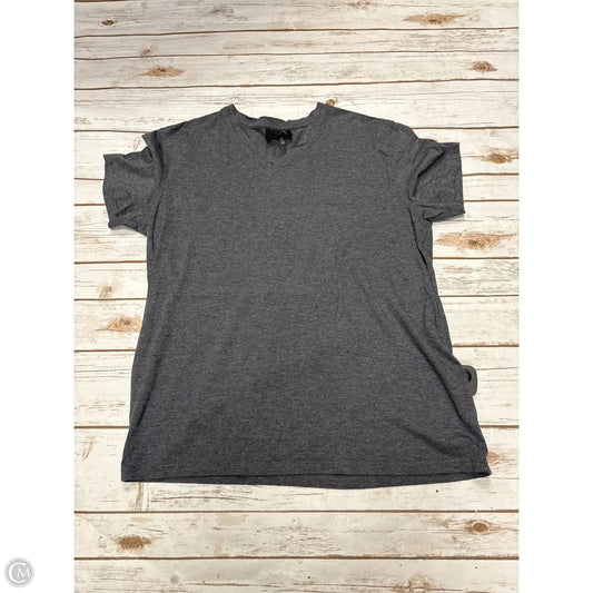 Top Short Sleeve Basic By Quinn In Grey, Size: L