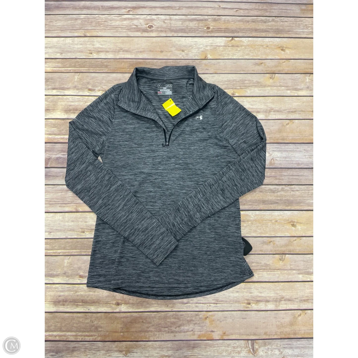 Athletic Top Long Sleeve Collar By Under Armour In Grey, Size: M