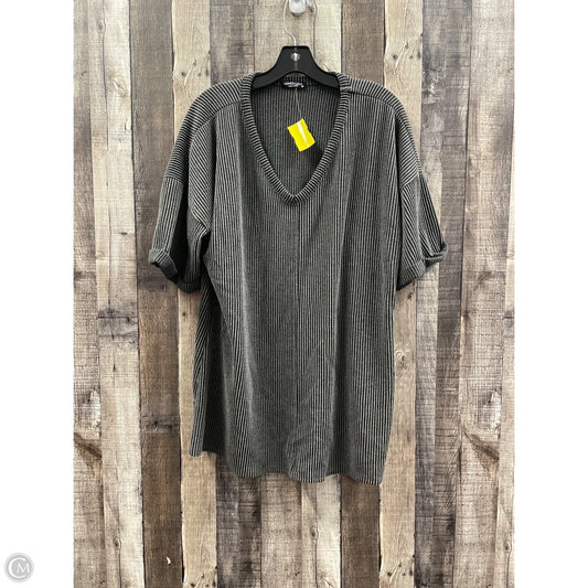 Top Short Sleeve By Heimish Usa In Black & Grey, Size: 2x