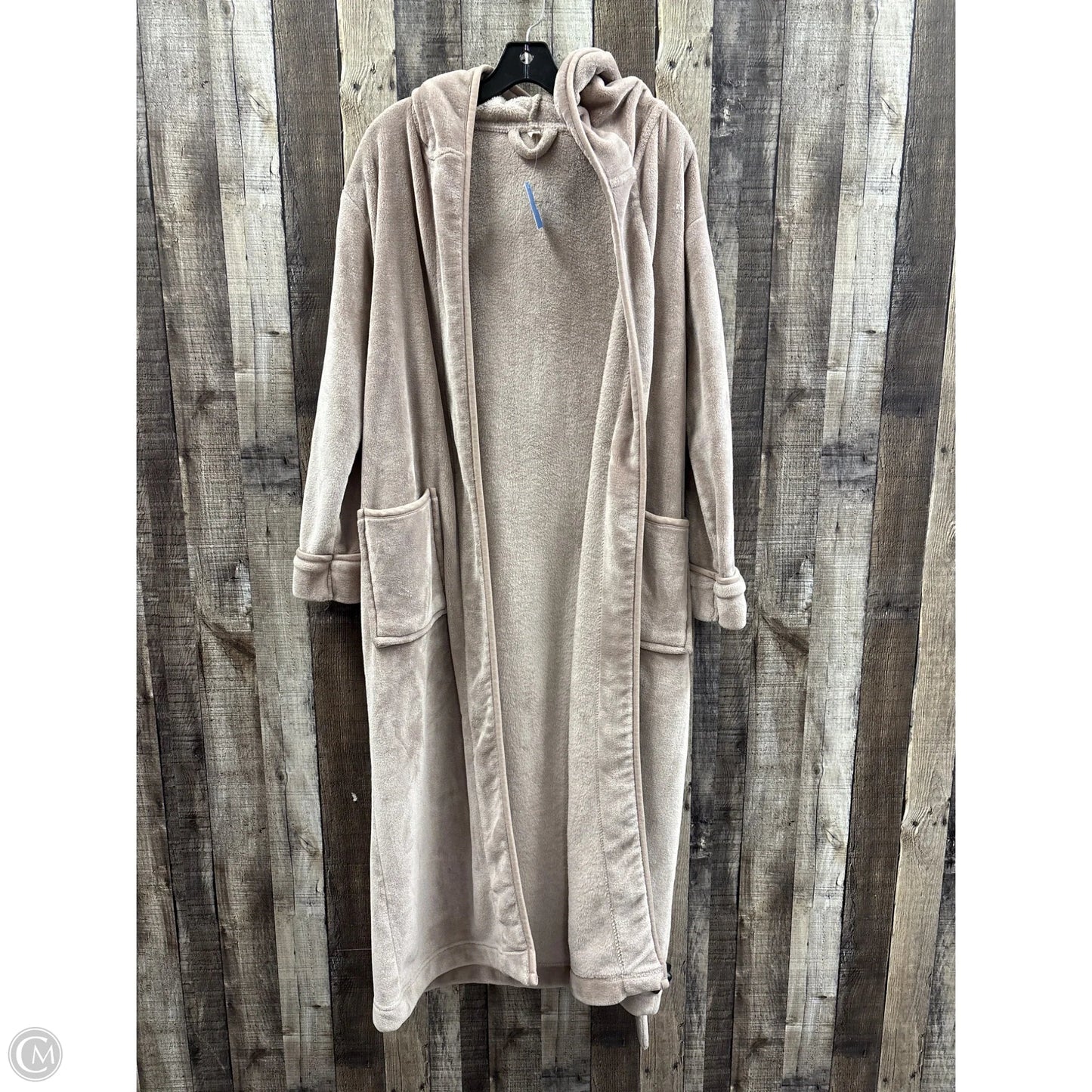 Robe By Cmf In Tan, Size: Xl