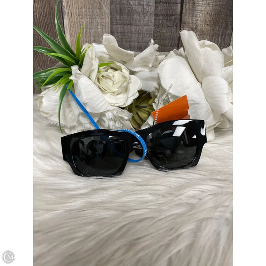 Sunglasses Designer By Versace