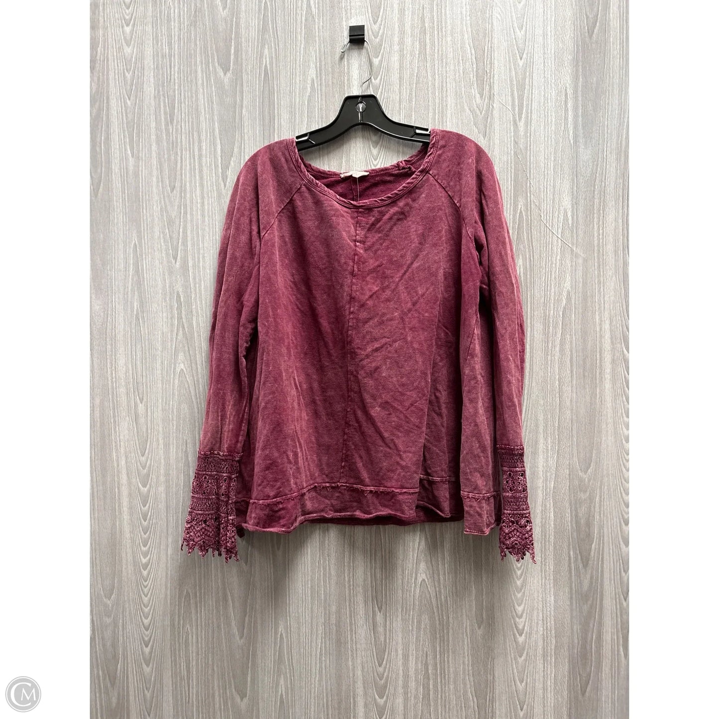 Top Long Sleeve By Cme In Maroon, Size: L