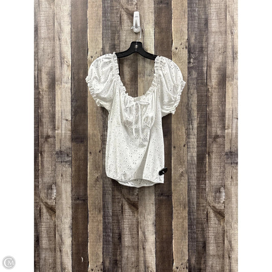 Top Short Sleeve By Wrapper In White, Size: Xl