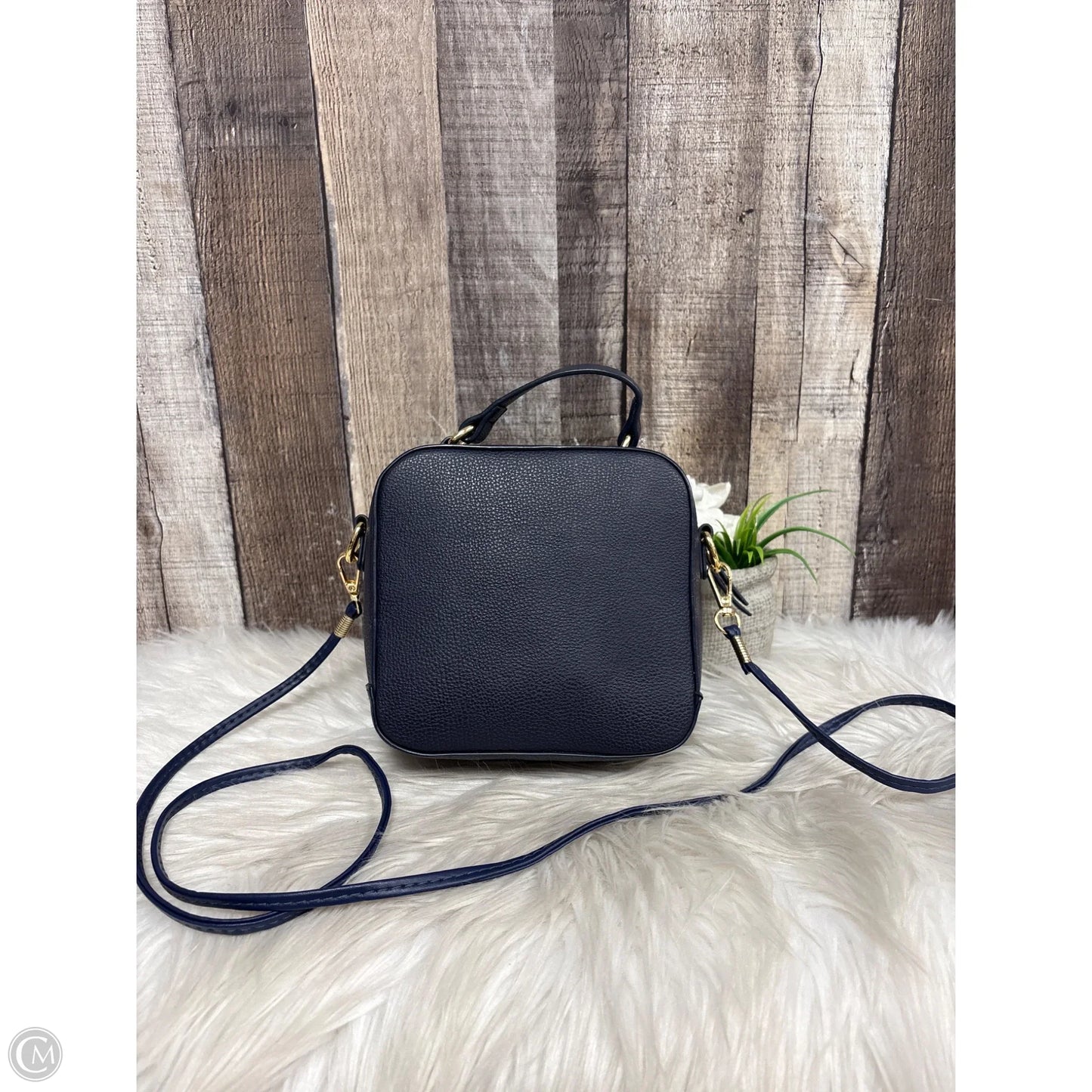 Crossbody By Tommy Hilfiger, Size: Medium