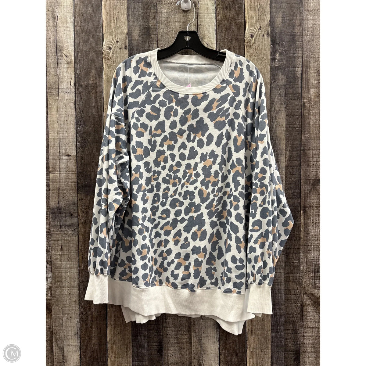 Top Long Sleeve By Cmf In Animal Print, Size: L