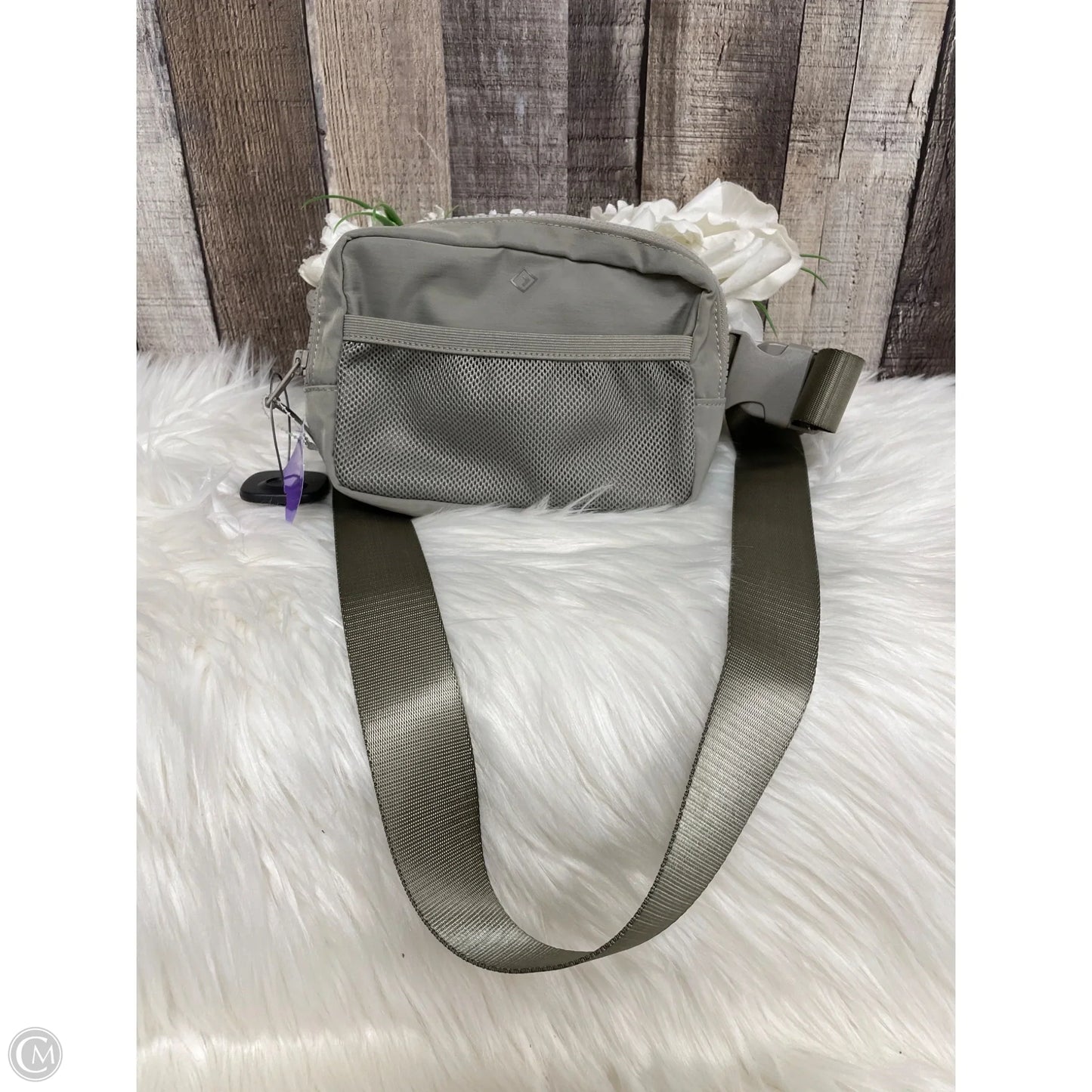 Belt Bag By Ypb, Size: Small