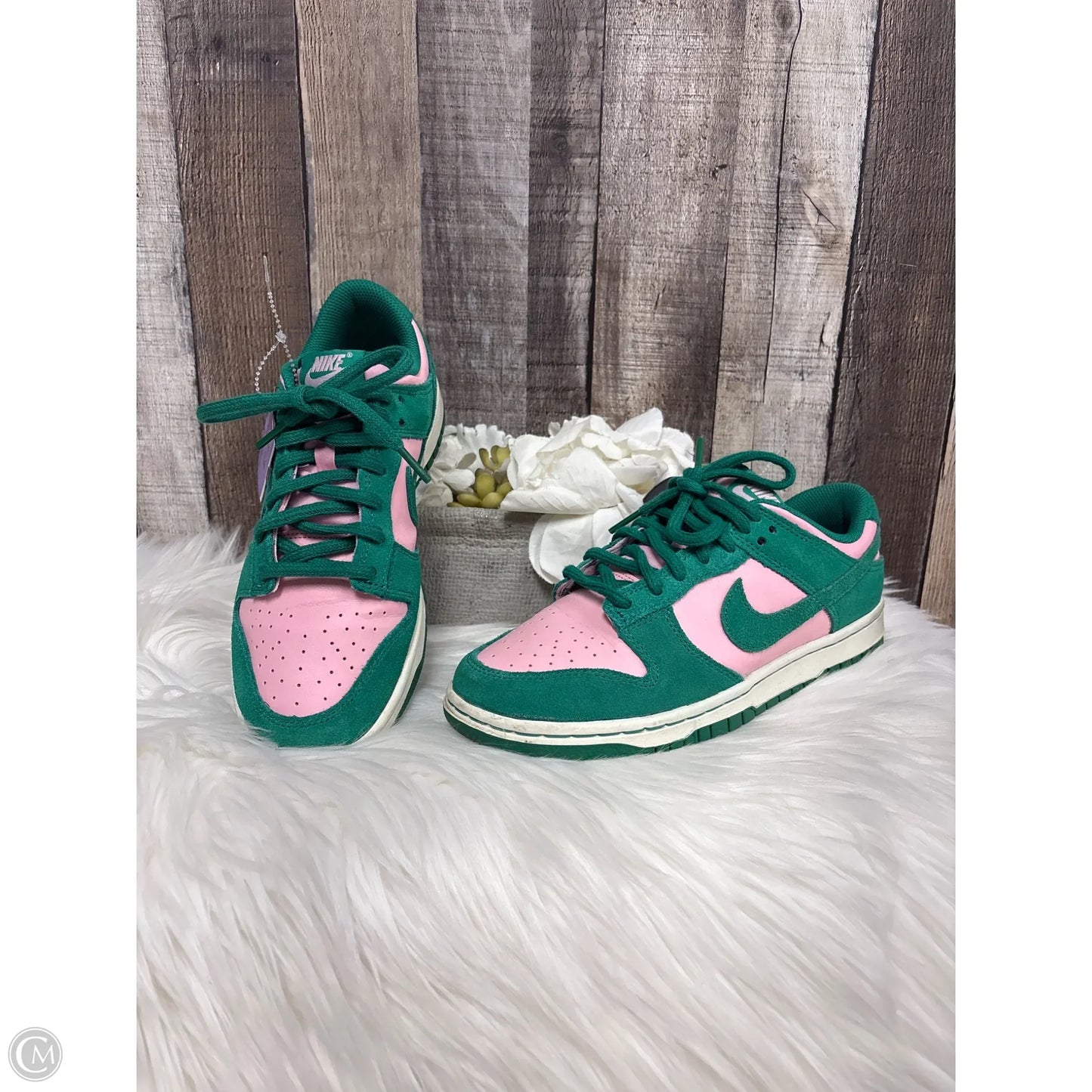 Shoes Athletic By Nike In Green, Size: 7