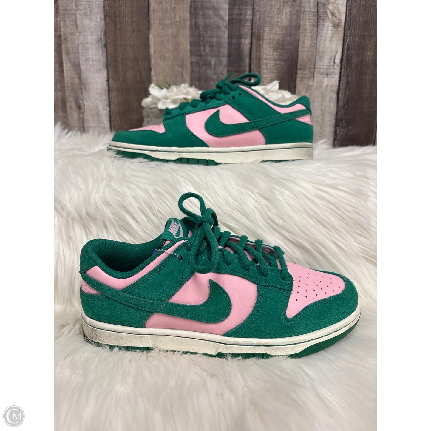 Shoes Athletic By Nike In Green, Size: 7