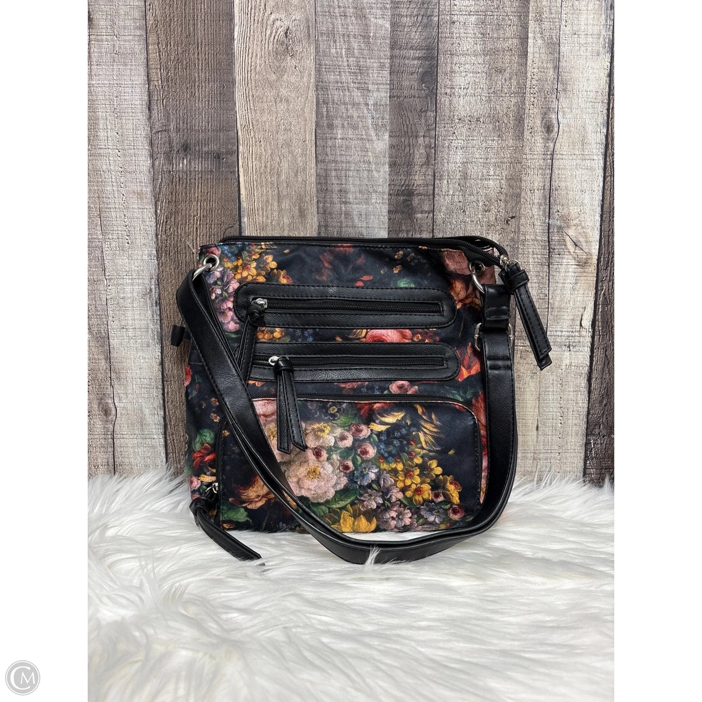 Crossbody By Kelly And Katie, Size: Large