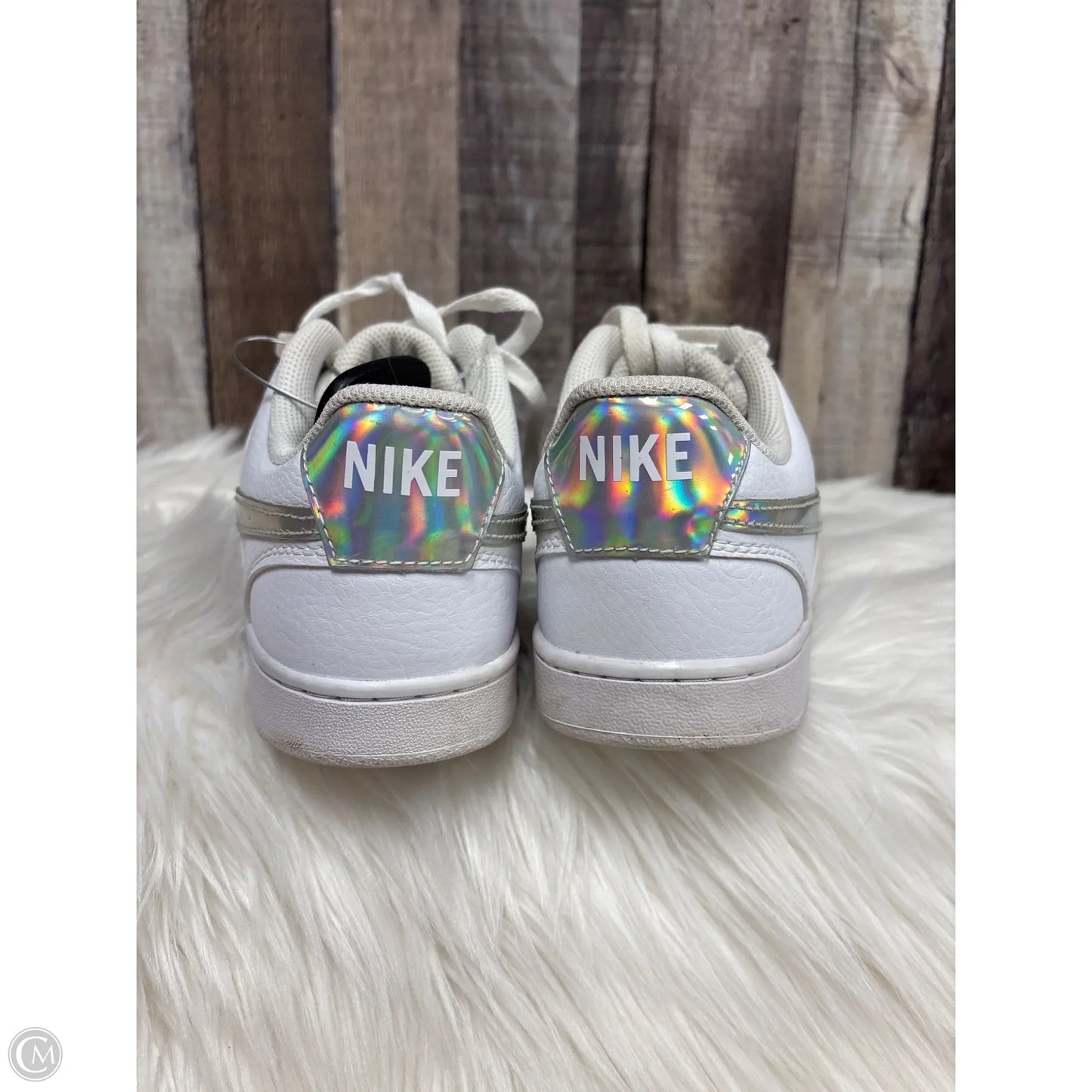 Shoes Athletic By Nike In White, Size: 9
