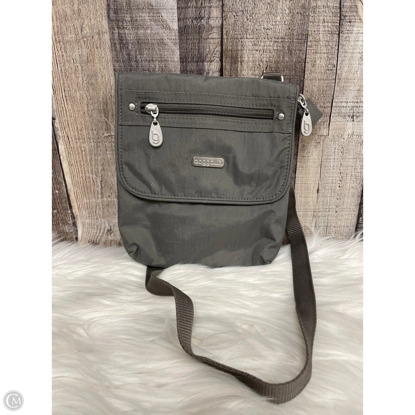 Crossbody By Jessica Simpson, Size: Medium