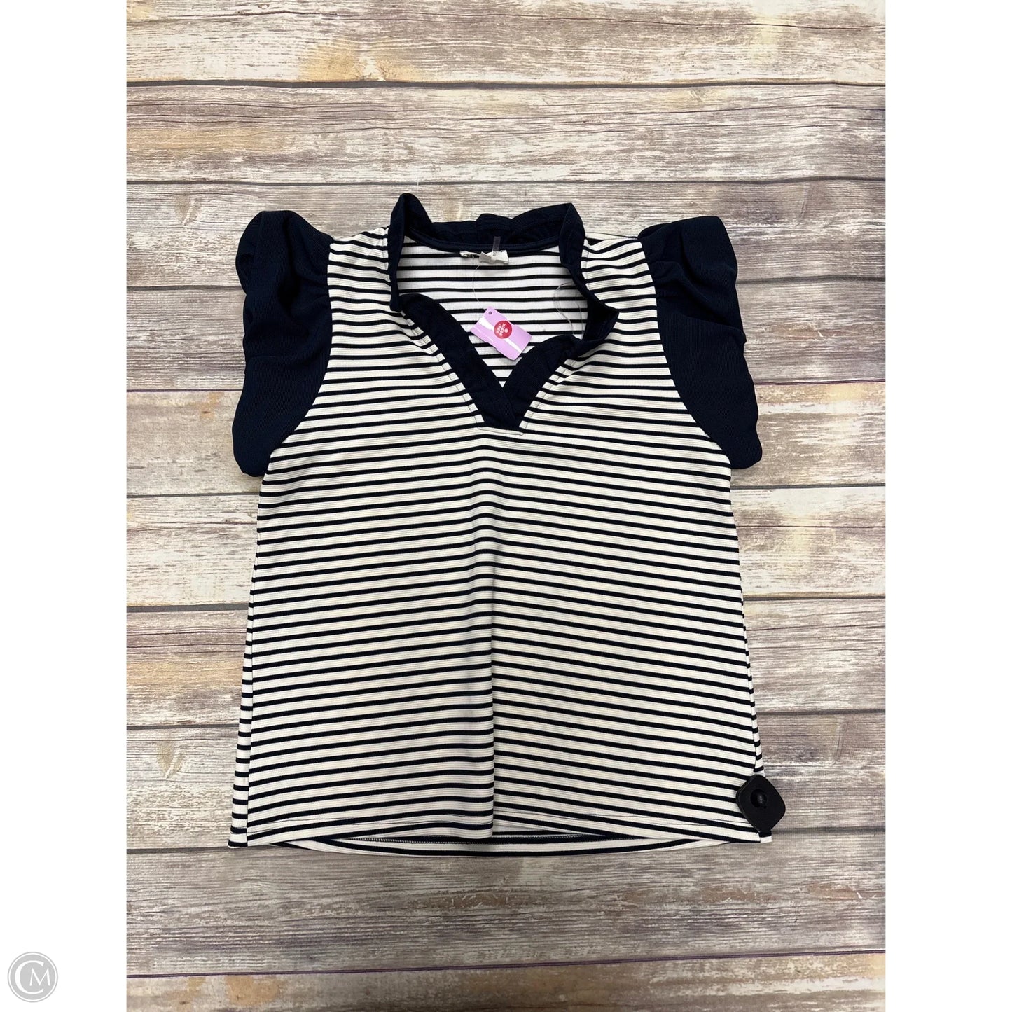 Top Short Sleeve By Entro In Striped Pattern, Size: S