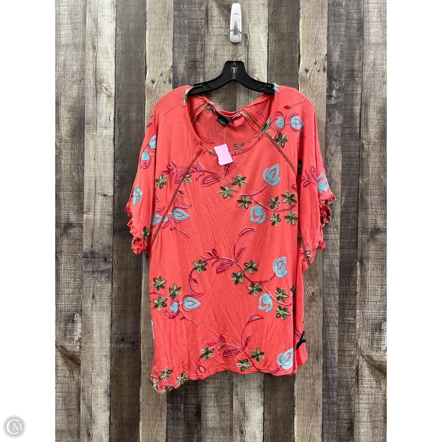 Top Short Sleeve By Cme In Coral, Size: 3x