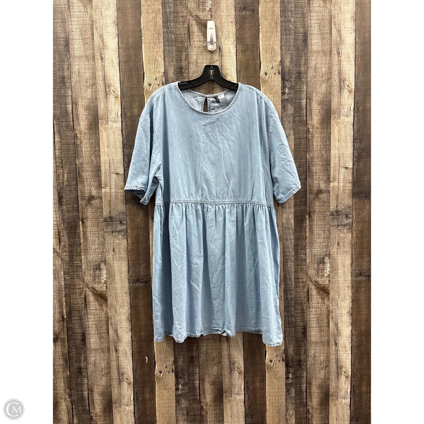 Dress Casual Short By Divided In Blue Denim, Size: L