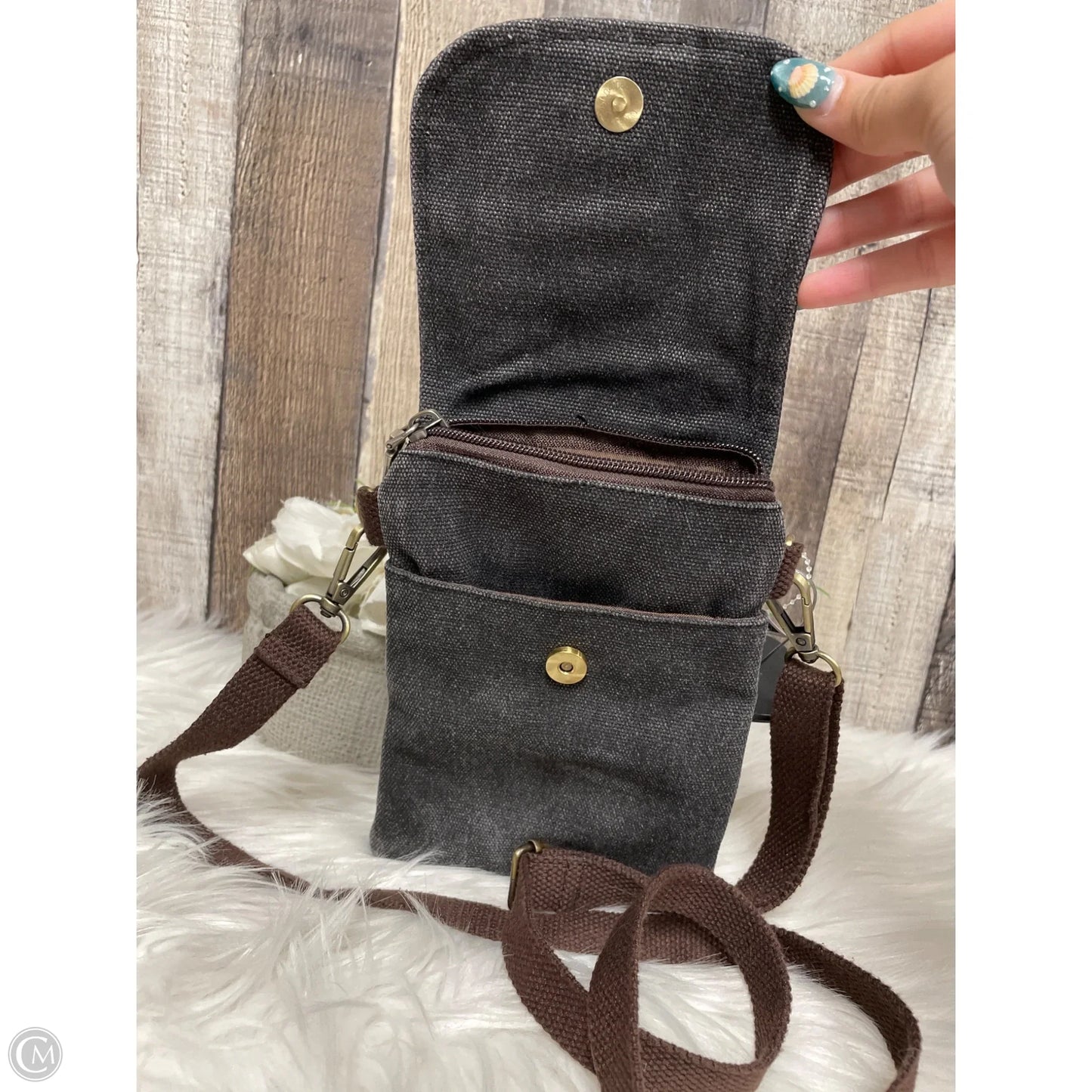 Crossbody By Cmf, Size: Small