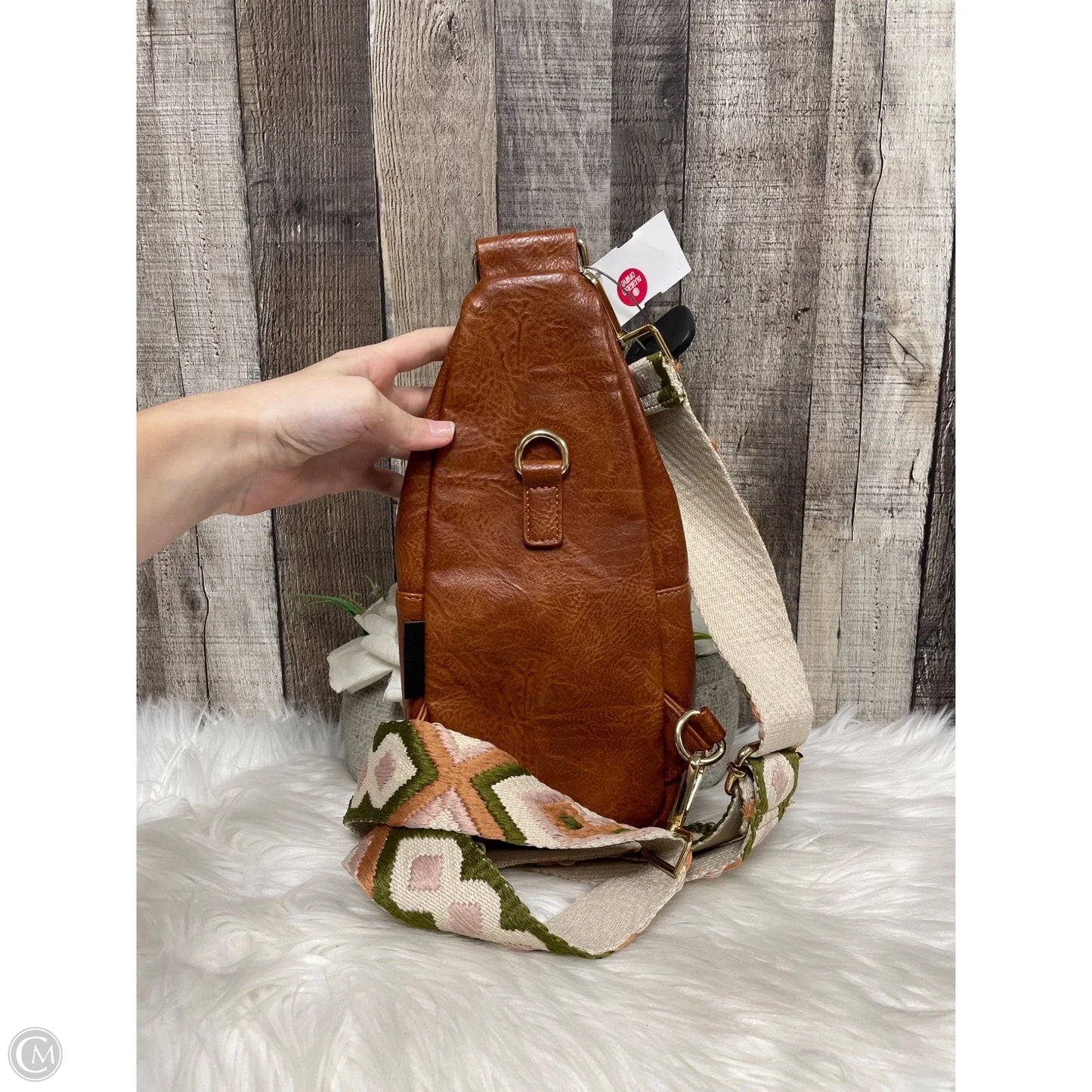 Crossbody By Cmf, Size: Medium
