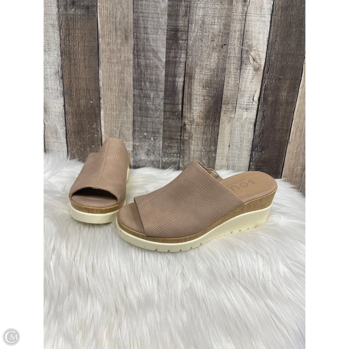 Shoes Heels Wedge By Naturalizer In Beige, Size: 6