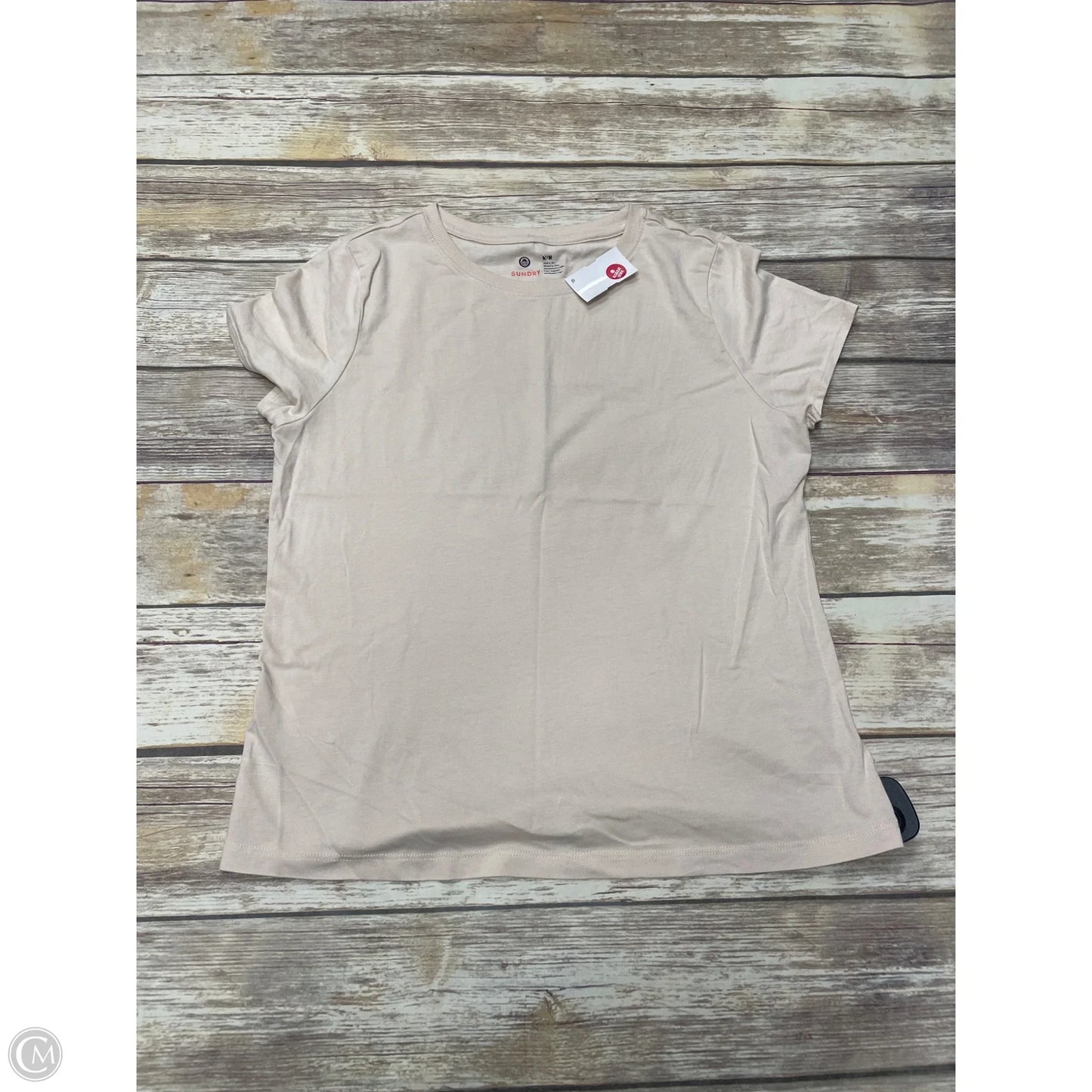 Top Short Sleeve Basic By Sundry In Tan, Size: M
