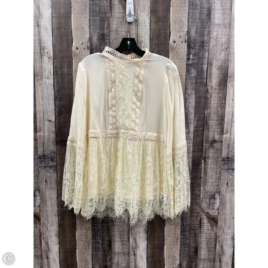 Top Long Sleeve By Entro In Cream, Size: M