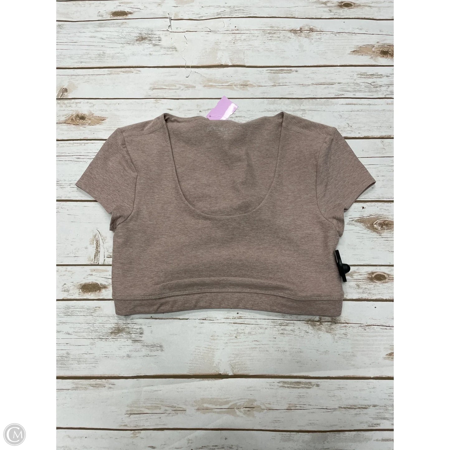 Athletic Top Short Sleeve By Beyond Yoga In Beige, Size: M