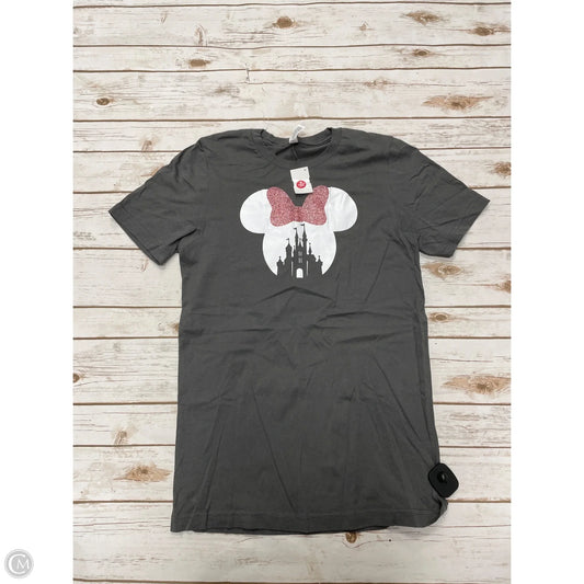 Top Short Sleeve By Bella + Canvas In Grey, Size: M