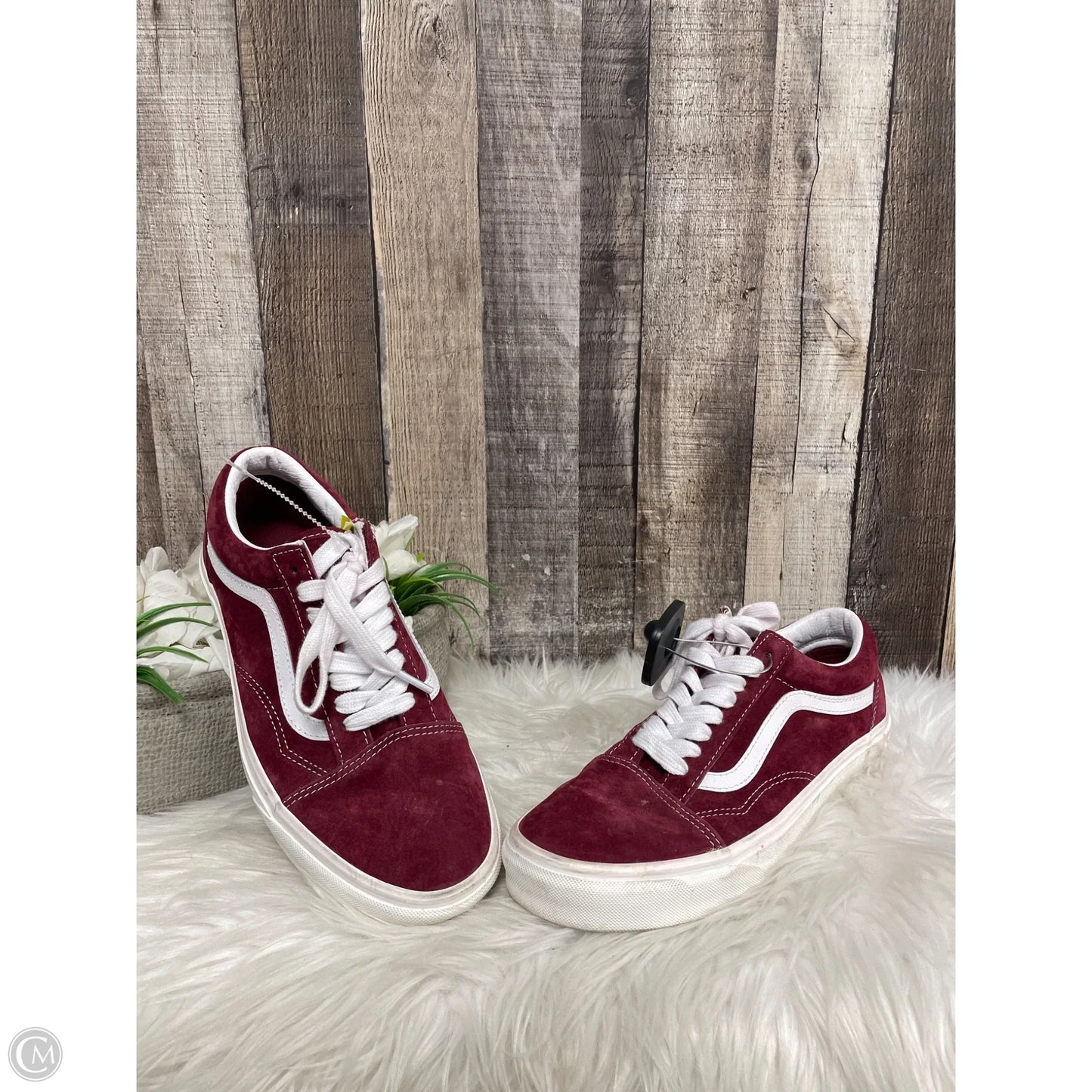 Shoes Sneakers By Vans In Red, Size: 9