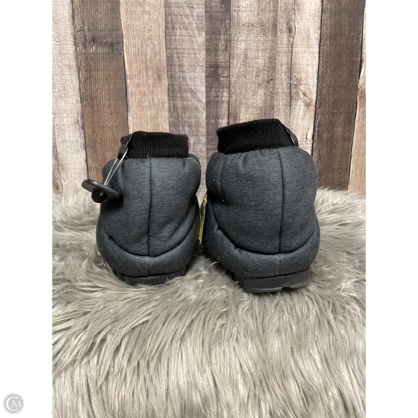 Boots Designer By Ugg In Black, Size: 10