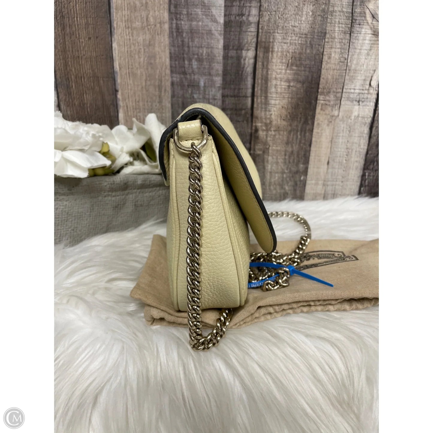 Crossbody Luxury Designer By Gucci, Size: Medium