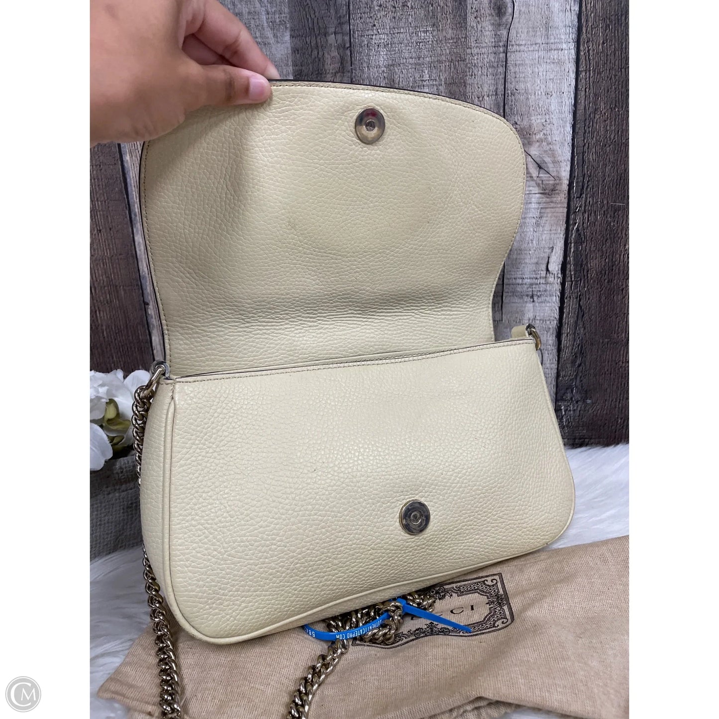 Crossbody Luxury Designer By Gucci, Size: Medium