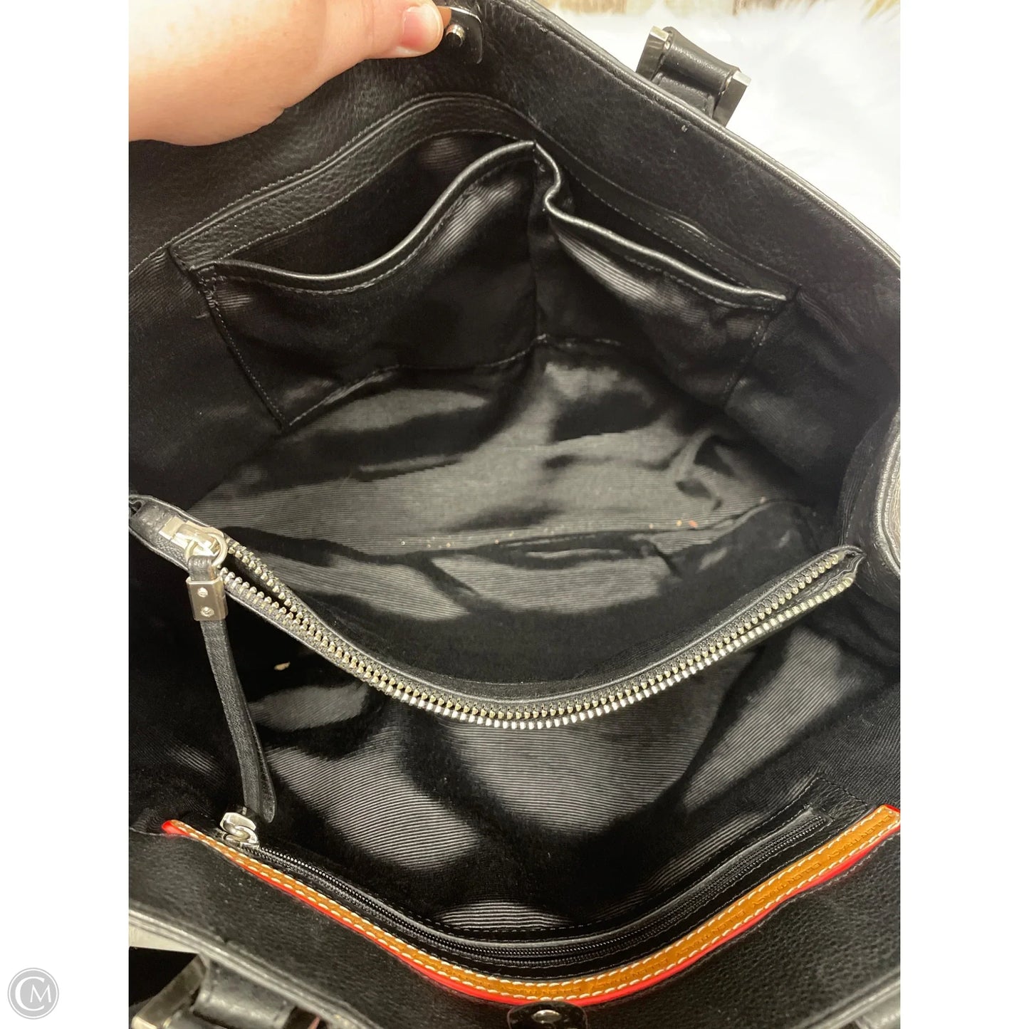 Handbag Leather By Ellen Tracy, Size: Medium