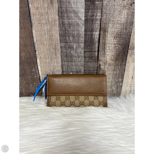 Wallet Luxury Designer By Gucci, Size: Medium
