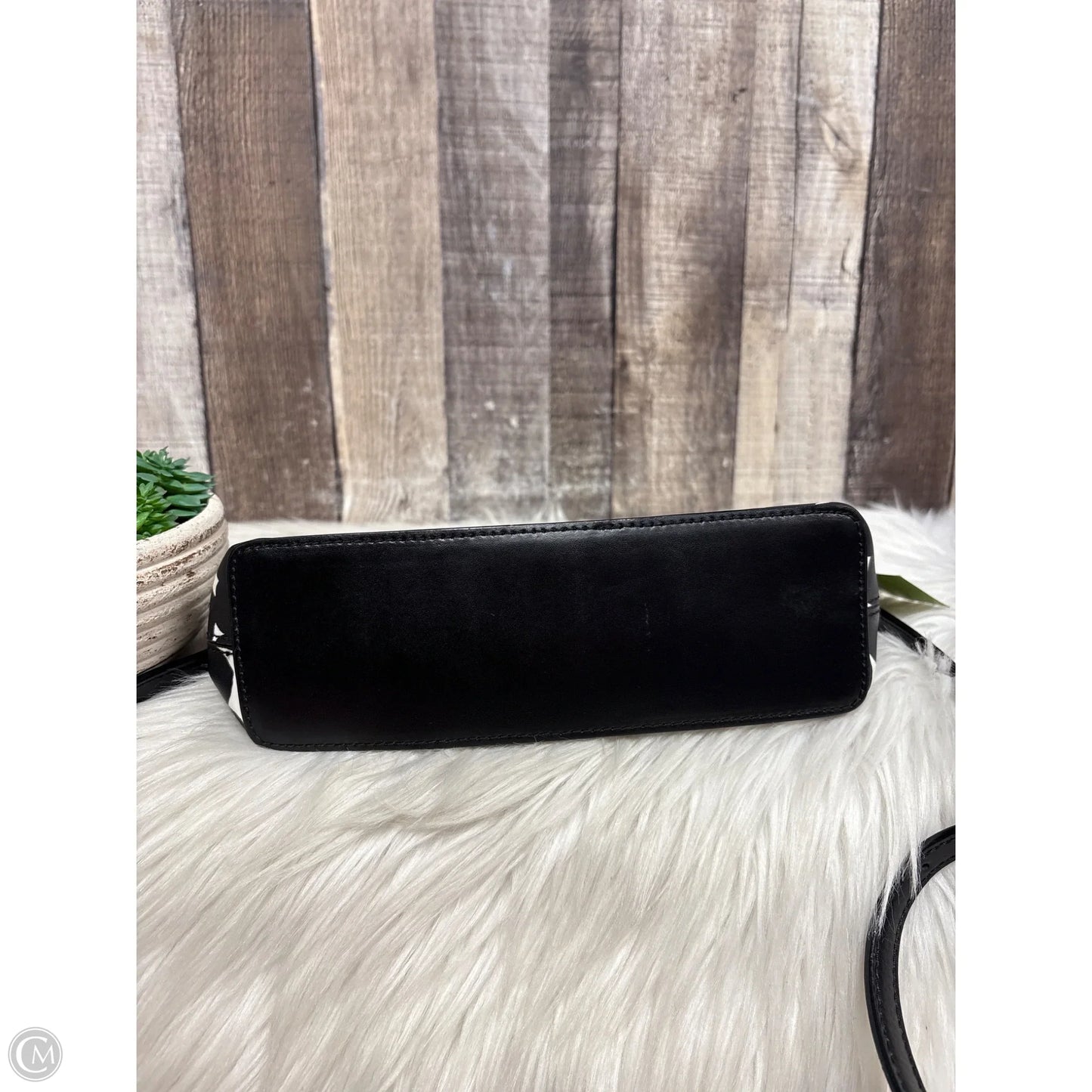 Crossbody Designer By Kate Spade, Size: Small