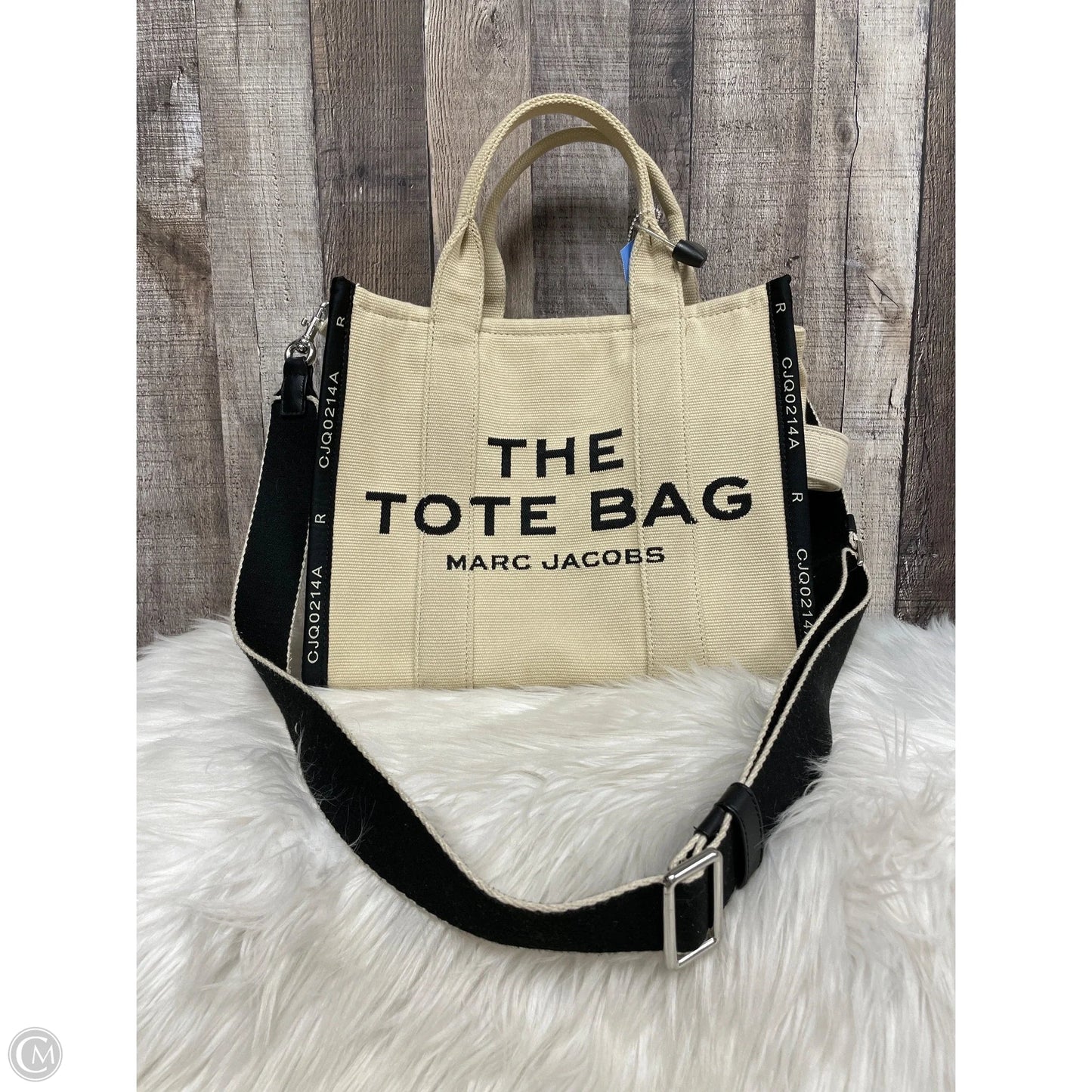 Tote Luxury Designer By Marc Jacobs, Size: Large