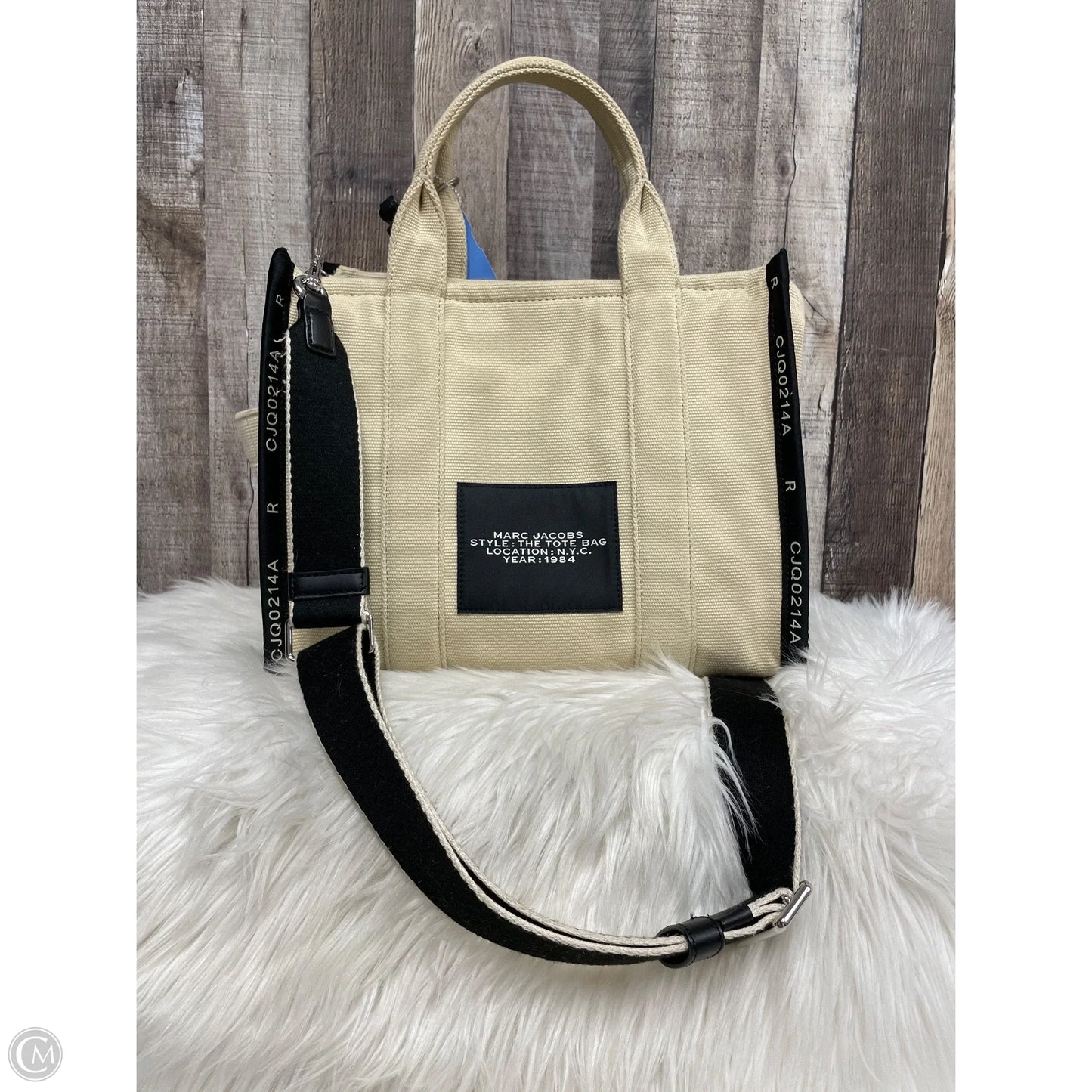 Tote Luxury Designer By Marc Jacobs, Size: Large