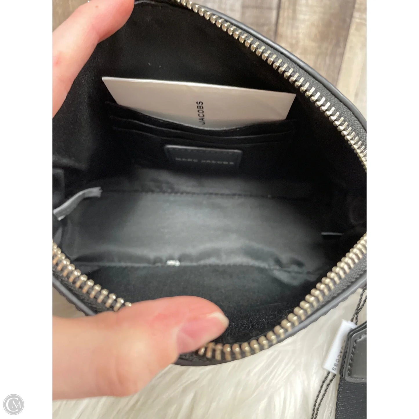 Crossbody Luxury Designer By Marc Jacobs, Size: Small