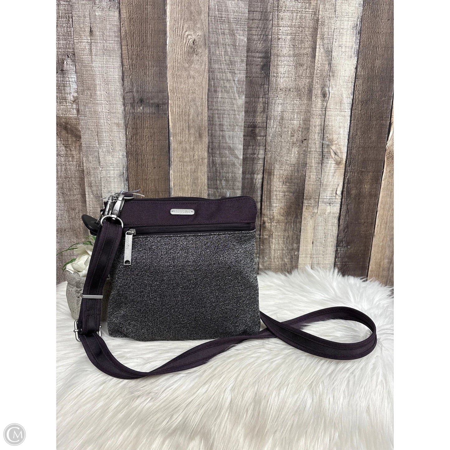 Crossbody By Baggallini, Size: Medium